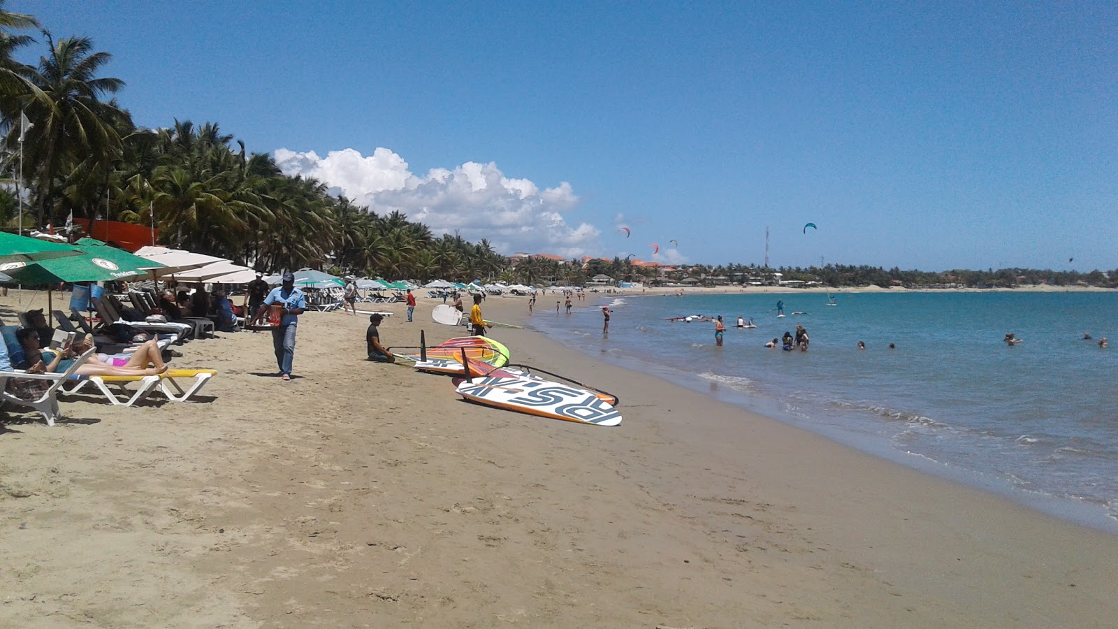 Fotografija Playa Teco Maimon II z svetel pesek površino