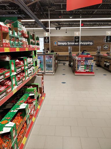 Shopping Mall «The Shoppes at Farmington Valley», reviews and photos, 110 Albany Turnpike, Canton, CT 06019, USA