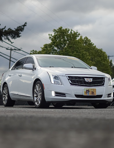 Used Car Dealer «Zamora Auto Llc», reviews and photos, 2640 Portland Rd NE, Salem, OR 97301, USA