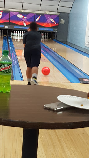 Bowling Alley «Sheffield Lanes», reviews and photos, 818 Raccoon St, Aliquippa, PA 15001, USA