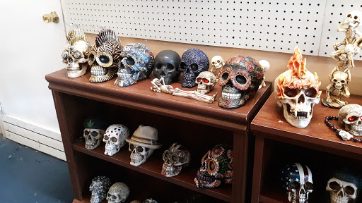 Thrift Store «Slightly Used Resale Shop», reviews and photos, 6645 Baker Blvd, Richland Hills, TX 76118, USA