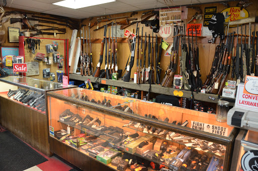 Pawn Shop «E-Z Money Pawn & Jewelry», reviews and photos, 1175 Clay St, Bowling Green, KY 42101, USA