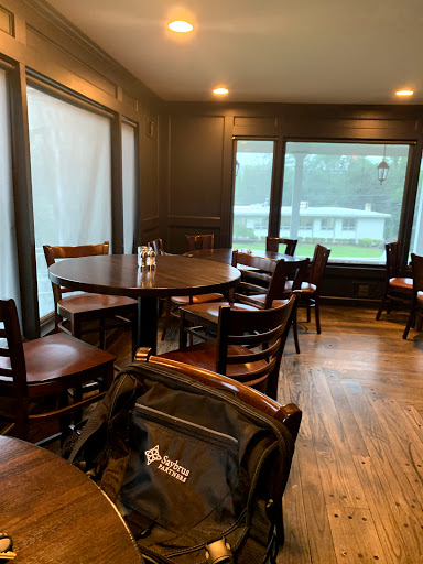 Market Taverne, 995 Mt Kemble Ave, Morristown, NJ 07960, USA, 