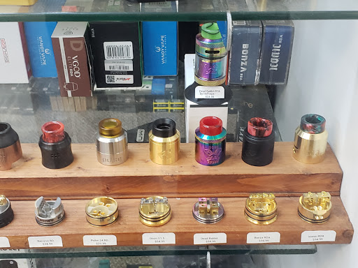 Tobacco Shop «Habits Vape & Smoke shop», reviews and photos, 8391 Folsom Blvd, Sacramento, CA 95826, USA