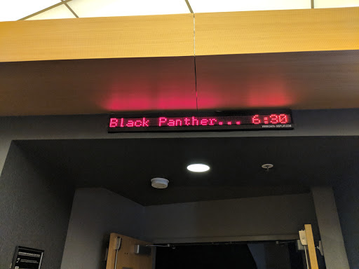 Movie Theater «ShowPlace ICON Theatres at Roosevelt Collection with ICON•X - Chicago», reviews and photos, 1011 S Delano Ct, Chicago, IL 60605, USA