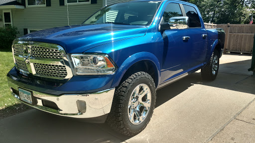 Tire Shop «Discount Tire Store - Inver Grove Heights, MN», reviews and photos, 9101 Broderick Blvd, Inver Grove Heights, MN 55076, USA