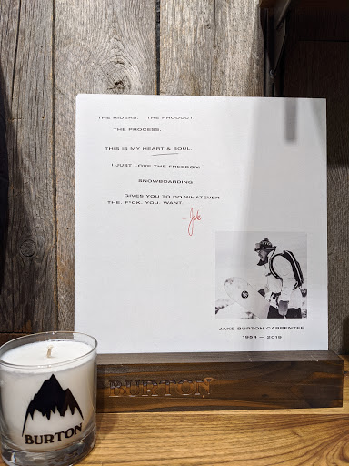 Sporting Goods Store «Burton Flagship Store», reviews and photos, 1630 Haight St, San Francisco, CA 94117, USA