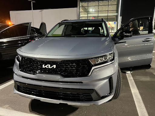 Car Dealer «Friendly Kia», reviews and photos, 5819 US-19, New Port Richey, FL 34652, USA