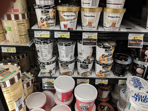 Grocery Store «Jewel-Osco», reviews and photos, 6140 Northwest Hwy, Crystal Lake, IL 60014, USA