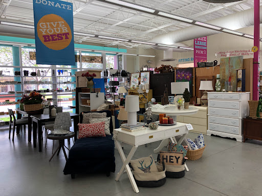 Thrift Store «Out of the Closet - Fort Lauderdale», reviews and photos, 1785 E Sunrise Blvd, Fort Lauderdale, FL 33304, USA