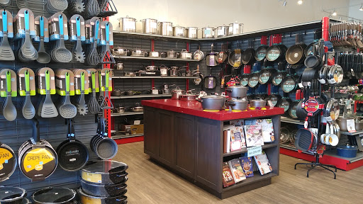 Home Goods Store «Buzz Hometech Center», reviews and photos, 1402 Coney Island Ave, Brooklyn, NY 11230, USA