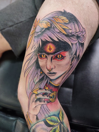 Tattoo Shop «Cloak and Dagger Tattoo», reviews and photos, 641 N Riverside Dr, Clarksville, TN 37040, USA