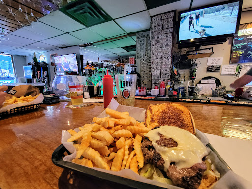 Restaurant «Pineville Tavern», reviews and photos, 314 N Polk St, Pineville, NC 28134, USA