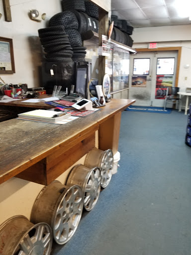 Tire Shop «Tire Capital», reviews and photos, 7125 US Hwy 98 N, Lakeland, FL 33809, USA