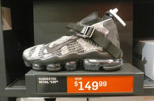 Clothing Store «Nike Lenox», reviews and photos, 3393 Peachtree Rd, Atlanta, GA 30326, USA