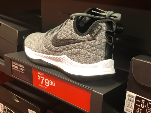 Clothing Store «Nike Factory Store», reviews and photos, 11401 NW 12th St #224, Miami, FL 33172, USA