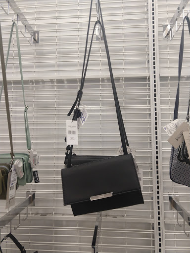 Clothing Store «Ross Dress for Less», reviews and photos, 61113 Airport Rd, Slidell, LA 70460, USA