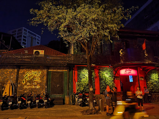 Pubs juegos mesa Ho Chi Minh