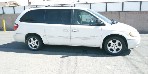 Car Wash «Drive Thru Express Car Wash», reviews and photos, 590 N Magnolia Ave, Anaheim, CA 92801, USA