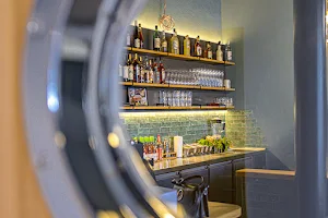 luv chill | Café, Bar und Restaurant image