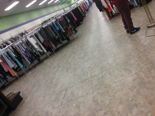 Thrift Store «Goodwill Store & Donation Center», reviews and photos, 727 W Redondo Beach Blvd, Gardena, CA 90247, USA