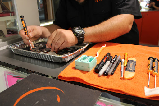 Cell Phone Store «Cellairis», reviews and photos, 3320 Silas Creek Pkwy, Winston-Salem, NC 27103, USA