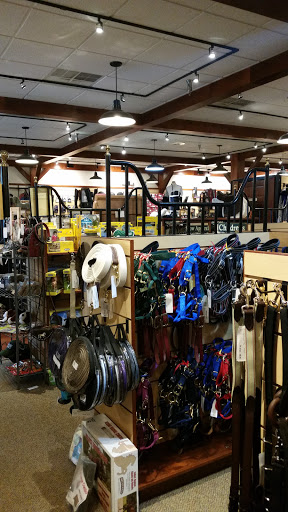 Shopping Mall «Seminole Square Shopping Center», reviews and photos, 200 Zan Rd, Charlottesville, VA 22901, USA