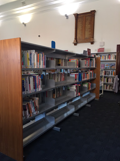 North Melbourne Library