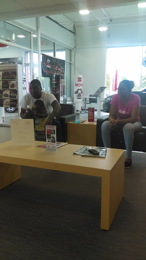 Nissan Dealer «Team Nissan North of NH», reviews and photos, 51 Evans Dr, Lebanon, NH 03766, USA