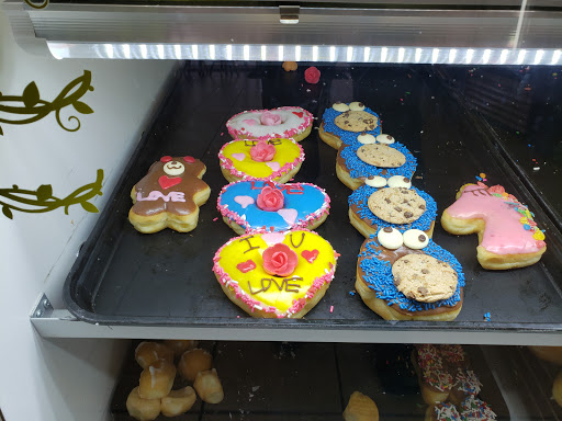 Donut Shop «Donut House», reviews and photos, 3916 McDermott Rd # 110, Plano, TX 75025, USA