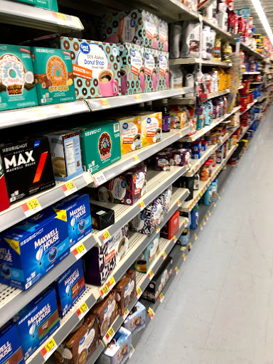 Discount Store «Walmart», reviews and photos, 1570 Chester Pike, Eddystone, PA 19022, USA