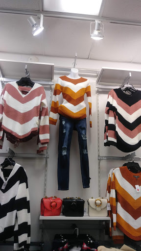 Shopping Mall «The Mall West End», reviews and photos, 850 Oak St SW, Atlanta, GA 30310, USA