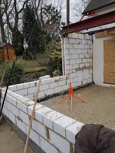 T.P BUILDERS AND GROUNDWORKS SPECIALIST 6 Hawkenbury Rd, Tonbridge TN12 0DY, United Kingdom