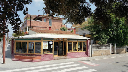 Bar Alzina - Avinguda Terra Nostra, 84, 08110 Montcada i Reixac, Barcelona, Spain