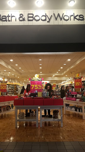 Shopping Mall «Northlake Mall», reviews and photos, 4800 Briarcliff Rd NE, Atlanta, GA 30345, USA