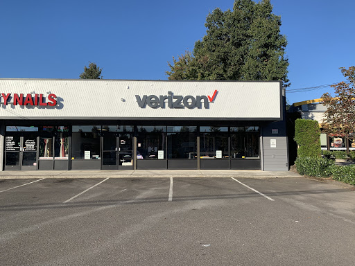 Cell Phone Store «Verizon Wireless - Cellular Plus», reviews and photos, 12914 NE Hwy 99, Vancouver, WA 98686, USA