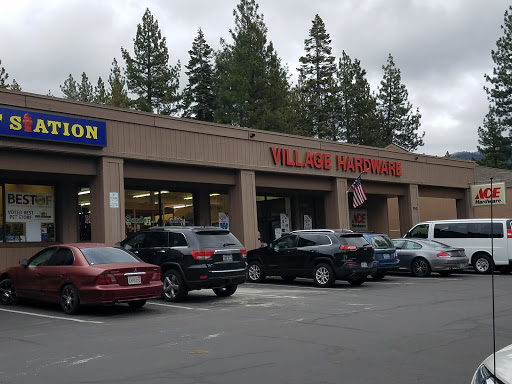 Village Ace Hardware, 910 Tahoe Blvd Unit 103, Incline Village, NV 89451, USA, 