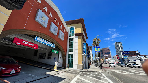 Shopping Mall «Brentwood Place Shopping Center», reviews and photos, 12019 Wilshire Blvd, Los Angeles, CA 90049, USA