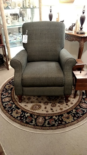 Consignment Shop «What A Find», reviews and photos, 154 Huttleston Ave, Fairhaven, MA 02719, USA