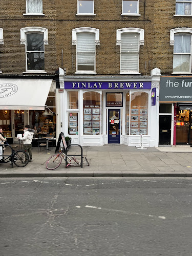 Reviews of Finlay Brewer - Brook Green in London - Real estate agency