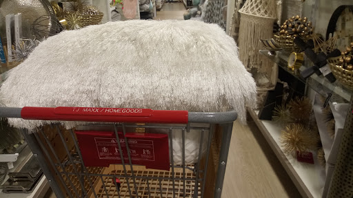 Department Store «T.J. Maxx & HomeGoods», reviews and photos, 1001 Twin Arch Rd, Mt Airy, MD 21771, USA