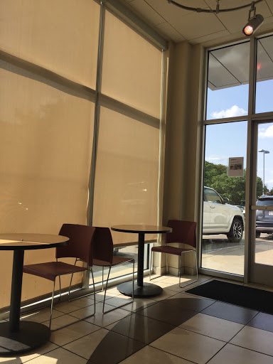 Toyota Dealer «Expressway Toyota», reviews and photos, 700 William T Morrissey Blvd, Boston, MA 02122, USA