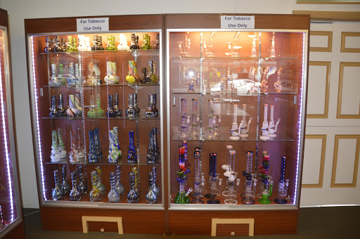 Vaporizer Store «Vape City Smoke Shop», reviews and photos, 406 Washington St, Holliston, MA 01746, USA
