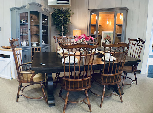 Consignment Shop «Refabulous Furnishings», reviews and photos, 2231 Vestal Pkwy W, Vestal, NY 13850, USA