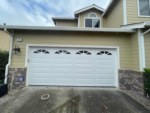 A1A Garage Door Service and Installation image