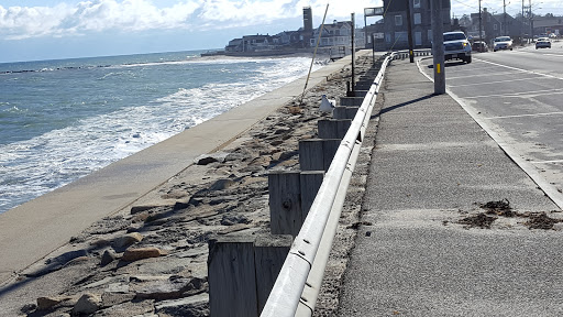 Grocery Store «Brant Rock Market», reviews and photos, 24 Dyke Rd, Marshfield, MA 02050, USA