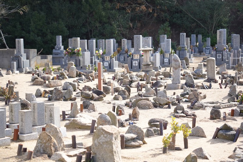 笠島・甲生地区の埋め墓