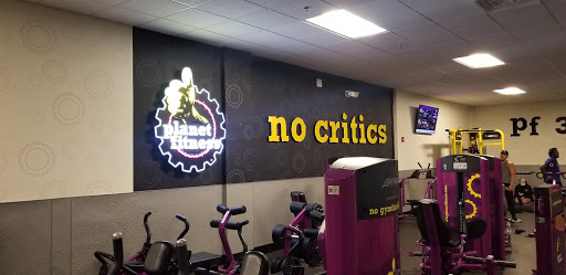 Shopping Mall «Wick Shopping Plaza», reviews and photos, 561 US-1, Edison, NJ 08817, USA