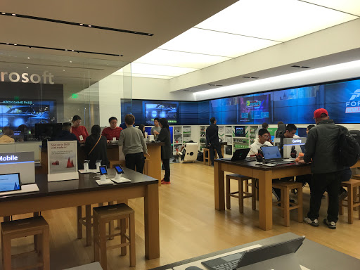 Computer Store «Microsoft Store», reviews and photos, 2855 Stevens Creek Blvd #1135, Santa Clara, CA 95050, USA