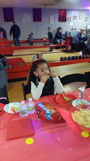 Bowling Alley «Devon Duckpin Lanes», reviews and photos, 551 Naugatuck Ave, Milford, CT 06460, USA